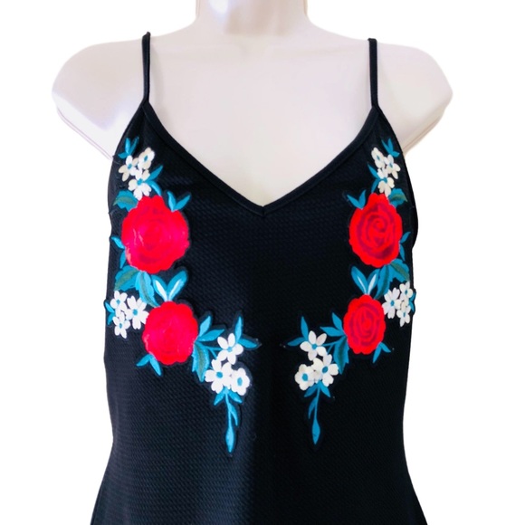 BRANDY BLU Black Embroidered Rose Dress Large - Picture 3 of 4